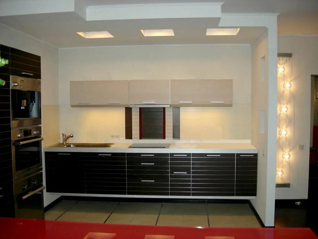 Кухня с узкими верхними шкафами фото Кухни с невысокими верхними шкафами - Дом Мебели.ру