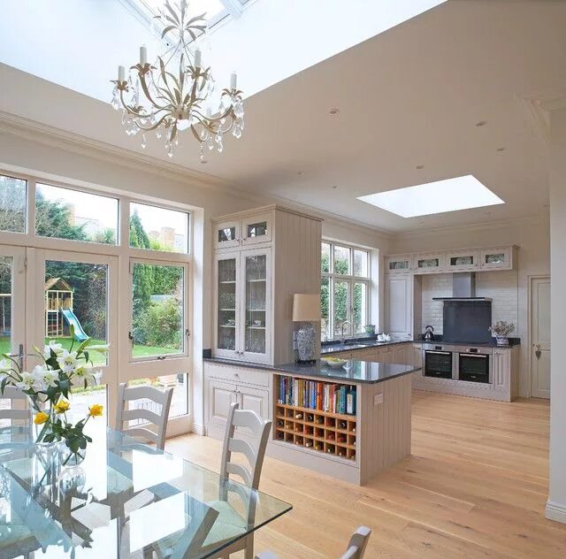 Кухня с выходом на террасу фото Ballsbridge - Traditional - Kitchen - Dublin - by Optimise Home Houzz IE Diy kit