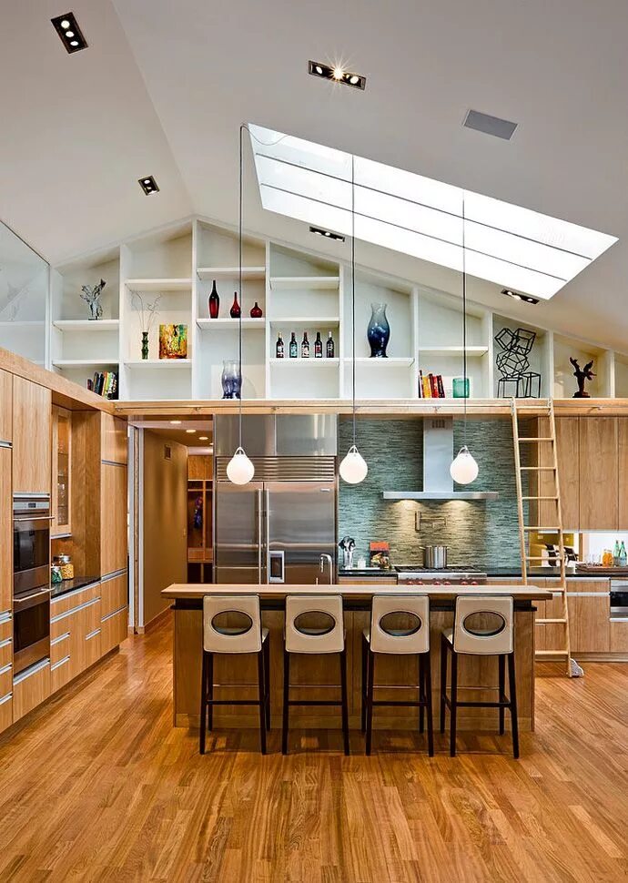 Кухня с высоким потолком фото Modern Meets Traditional: Contemporary Residence in Tyrol Hills, Minneapolis Bea