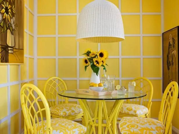 Кухня с желтыми обоями дизайн фото Cheerful Yellow Breakfast Nook Dining room remodel, Decor, Yellow dining room