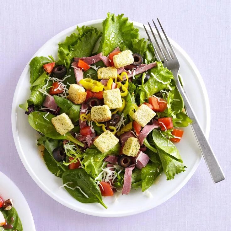 Кухня салат фото Hearty Italian Salad Recipe Olive garden salad recipe, Garden salad recipe, Ital