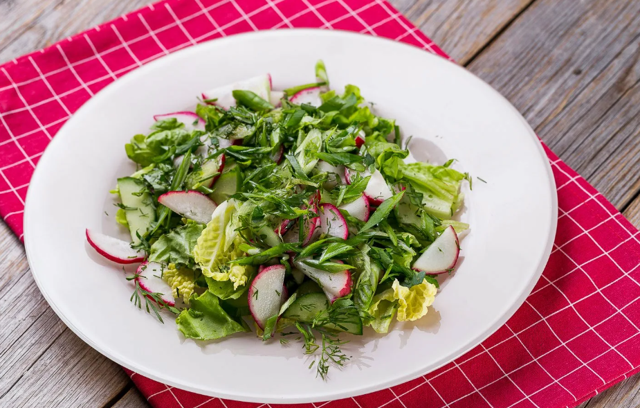 Кухня салат фото 10 рецептов из листовой зелени со своих грядок Волжский сад Дзен