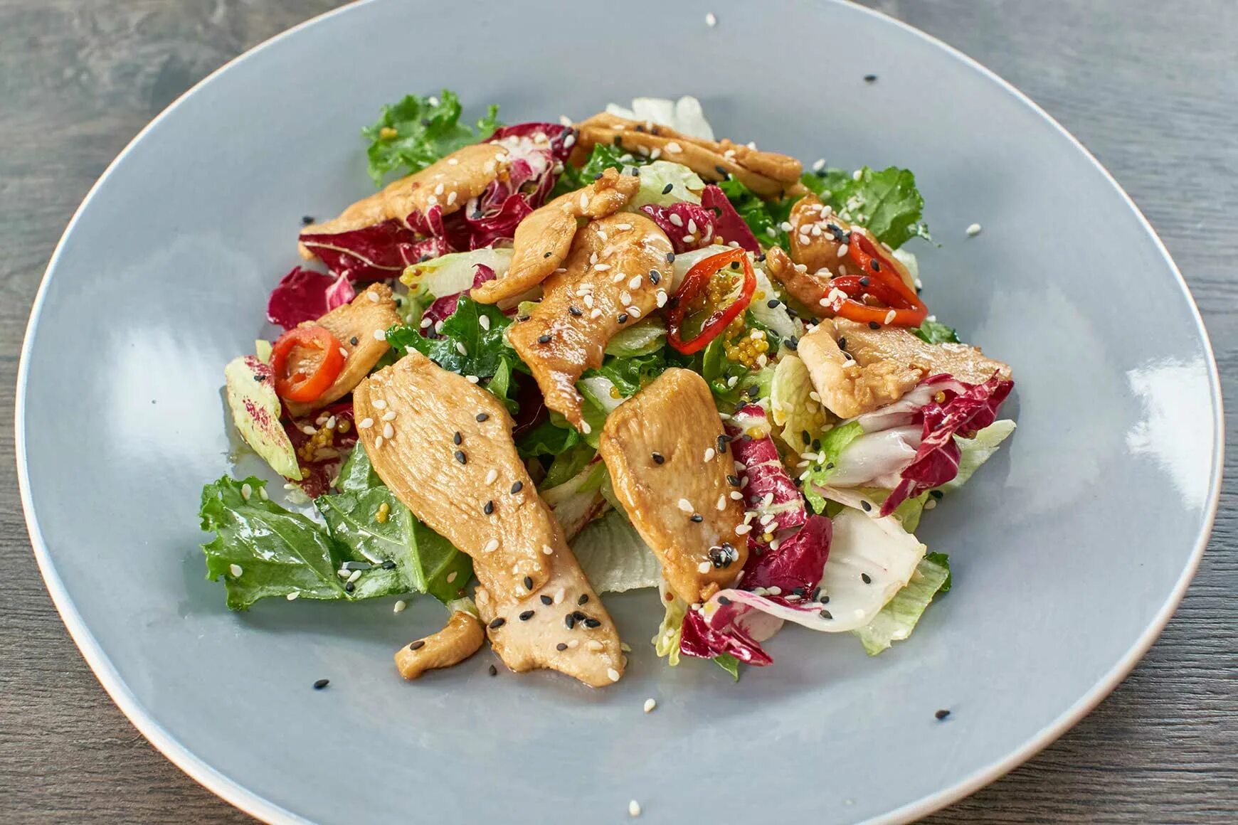 Кухня салаты рецепты с фото Рецепт салата с курицей и медово-горчичной заправкой