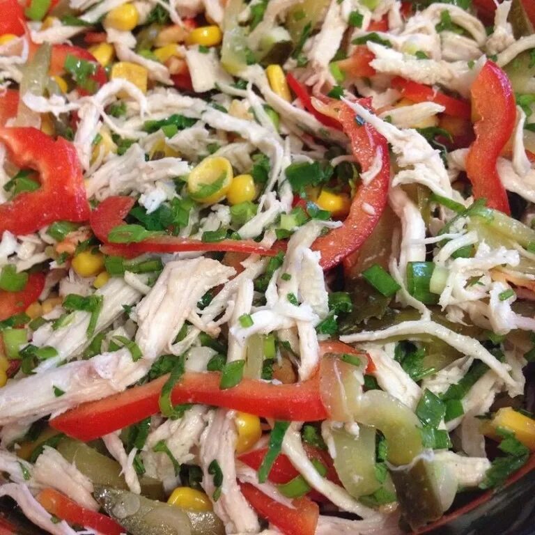 Кухня салаты рецепты с фото Овощной салат с куриной грудкой.