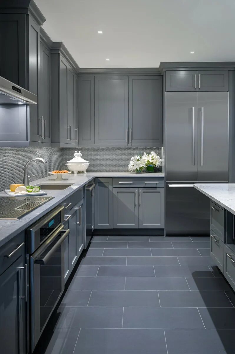Кухня серая с каким фото What Color Tiles Go With Grey Kitchen Cabinets - Home Alqu