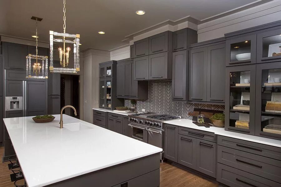 Кухня серая современная дизайн 50 Gorgeous Gray Kitchens That Usher in Trendy Refinement Grey kitchen designs, 