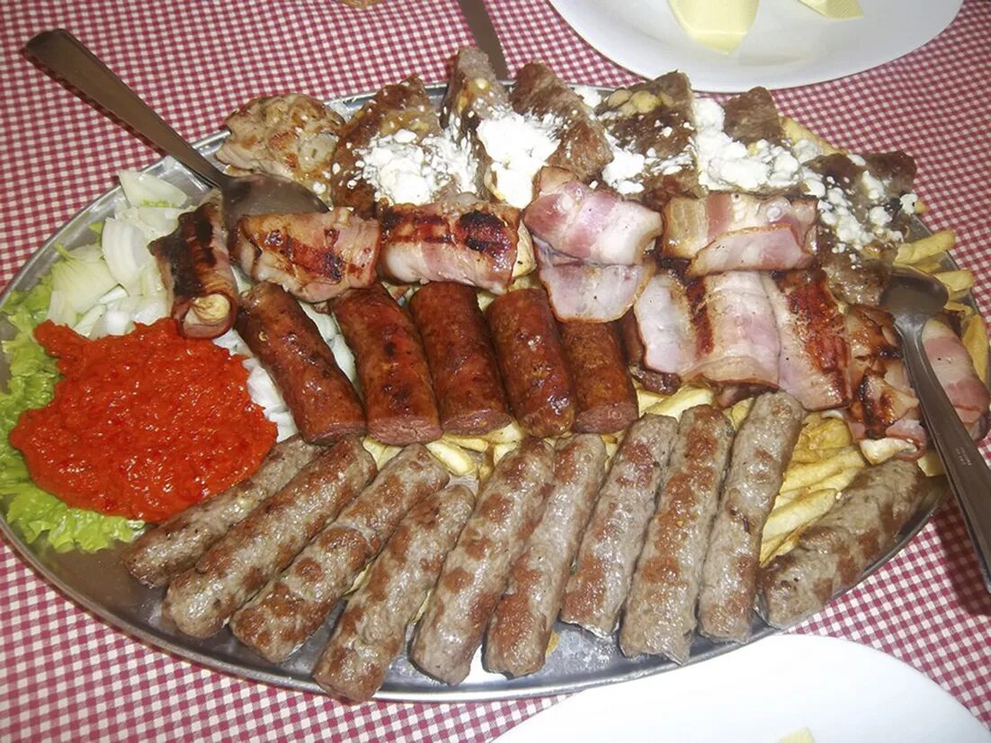 Кухня сербии национальные блюда рецепты с фото Традиционные сербские блюда - Путеводитель по Сербии