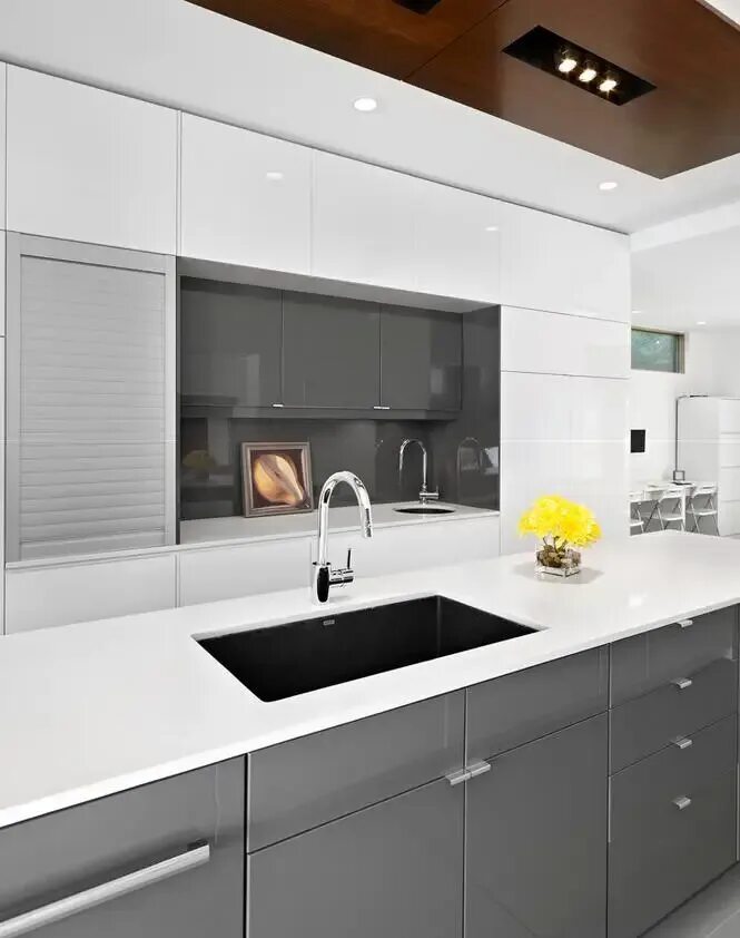 Кухня серо белая дизайн фото Новый Современный Стильный Белый Кухонный Шкаф С Влагостойкой Доской,Глянцевый Г