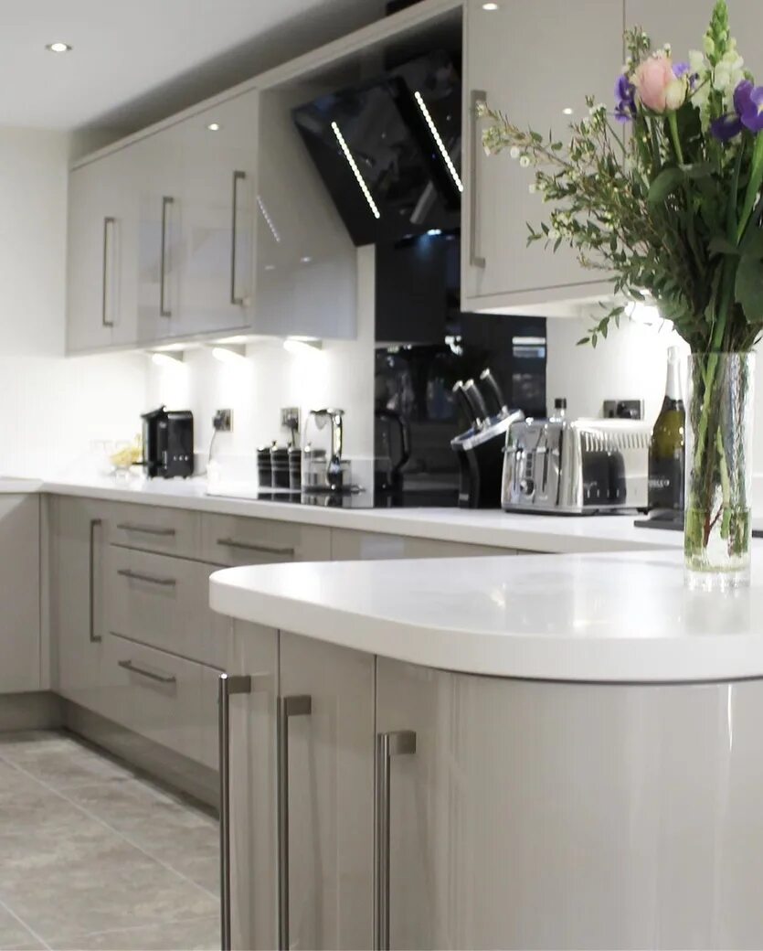 Кухня серо бежевого цвета фото 90 идей дизайна кухни в бежевых тонах - фото реальных интерьеров и советы SALON