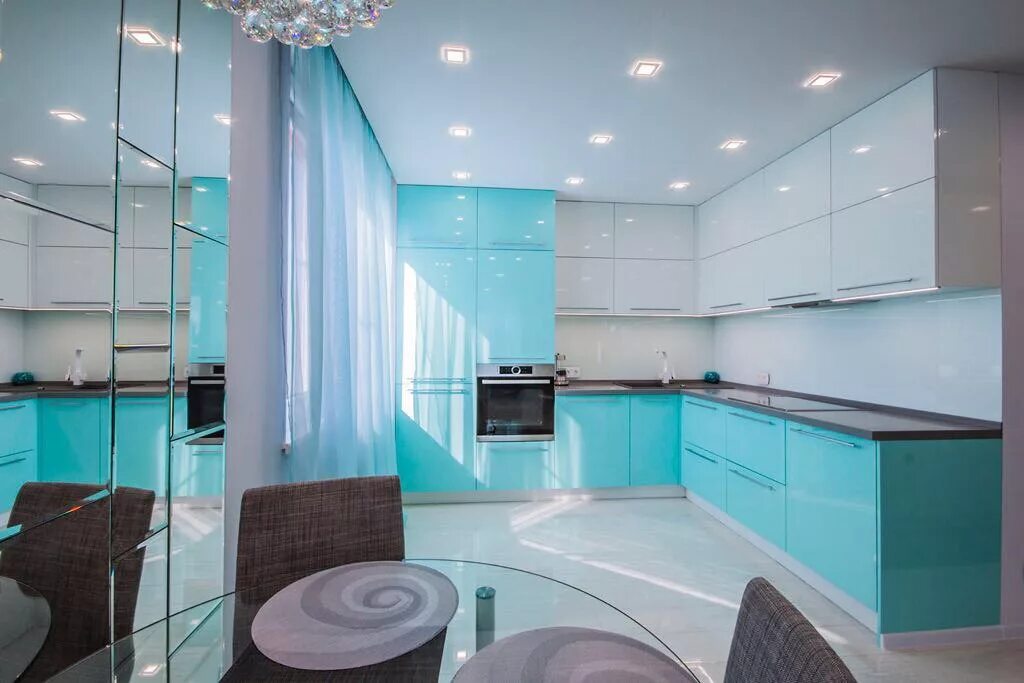 Кухня серо бирюзовая фото в интерьере Каприз, студия кухни в Екатеринбурге на Кривоусова, 39 - отзывы, адрес, телефон,