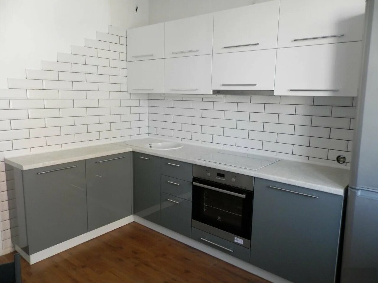 Кухня серый низ светлый верх фото Фото: Мебель Сити, мебель на заказ, ул. Кирова, 122, Абакан, Россия - Яндекс.Кар