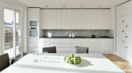 Кухня шкафы под потолок фото в интерьере Image result for minimalist kitchen cabinets Minimalist kitchen interiors, Inter