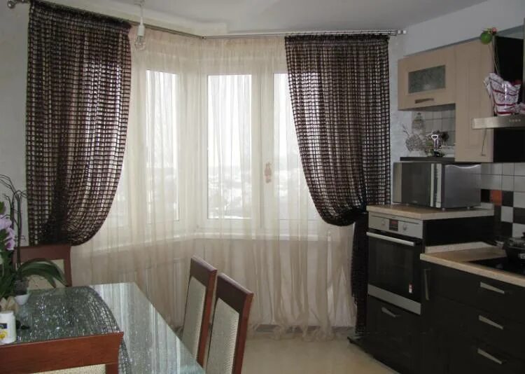 Кухня шторы сетка фото Занавески сетка на кухню: 97 фото в интерьере