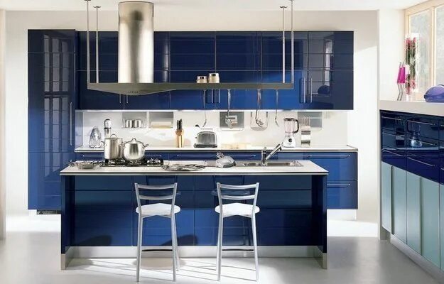 Кухня синим гарнитуром фото Фасады для кухонного гарнитура: 8 современных вариантов - INMYROOM Interior desi