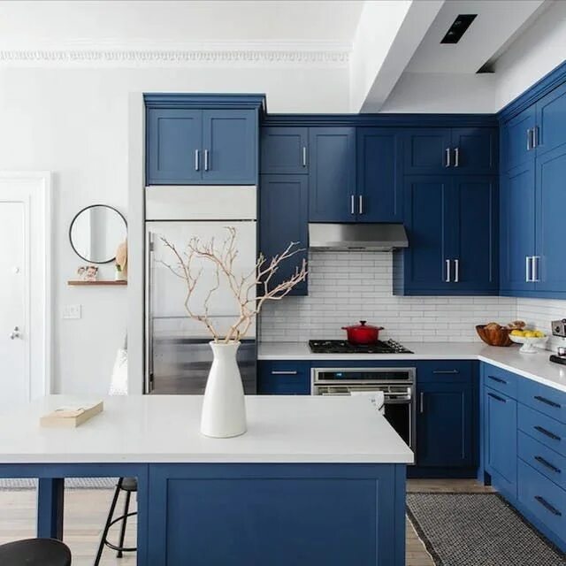 Кухня синим гарнитуром фото 2017’s Most Popular Colors for Interiors (According to Instagram) Kitchen Reno B