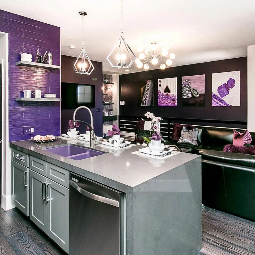 Кухня сиреневого цвета в интерьере Episode 9 of Flip or a Flop Vegas! The Rock Star PURPLE Condo! #hgtv #fliporflop