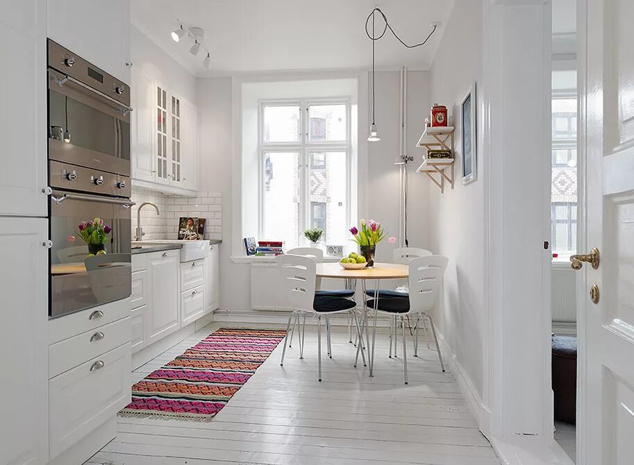 Кухня скандинавский стиль в интерьере белая clean and simple kitchen. white painted hardwood floors. Kök Alvhem Mäkleri Mode