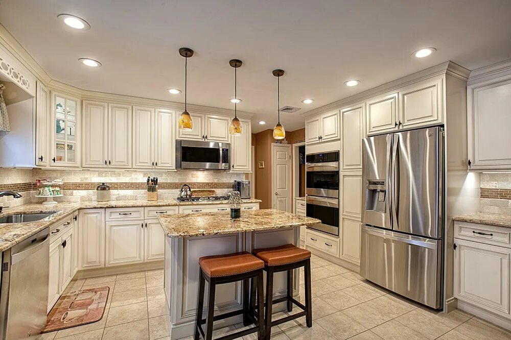 Кухня слоновая кость в интерьере DK Kitchen Design Center Kitchen design centre, Images of kitchen cabinets, Ivor