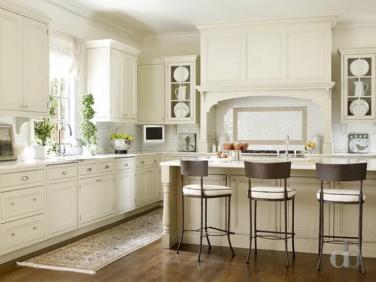 Кухня слоновой кости в интерьере фото Ivory Shaker Kitchen Cabinets - Transitional - Kitchen Cream and white kitchen, 