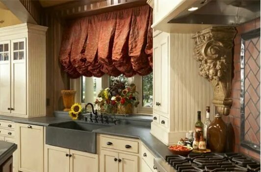 Кухня со шторами фото Kitchen window covering, love it! Kitchen window coverings, Kitchen remodel, Kit
