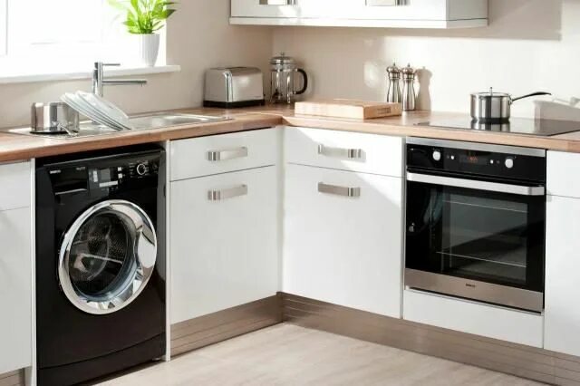 Кухня со стиральной машиной дизайн фото Archiwa: pralka do zabudowy - Modne Wnętrza Tiny kitchen design, Kitchen design 