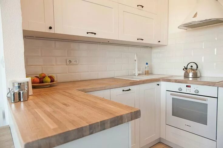 Кухня со светлой столешницей фото Pin by Анастасия Магилевец on столешница Kitchen, Kitchen cabinets, Home decor