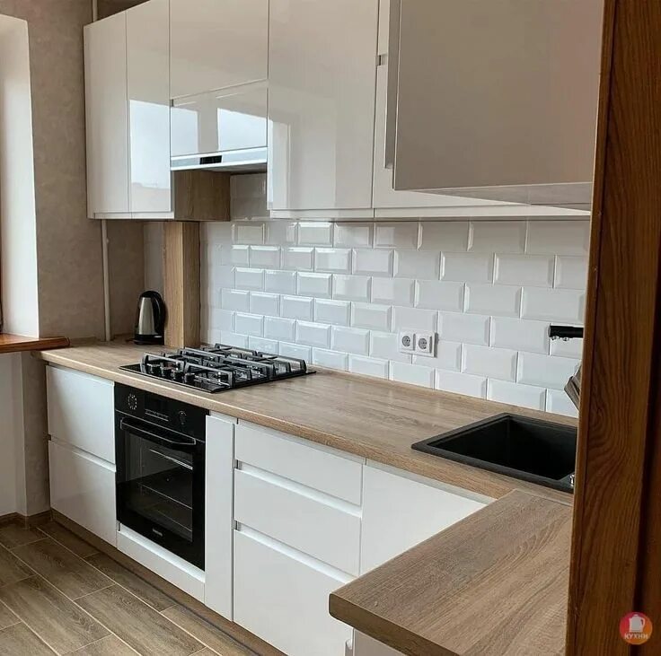 Кухня со светлой столешницей фото Однушка много идей для маленьких квартир VK Interior design kitchen, Modern kitc