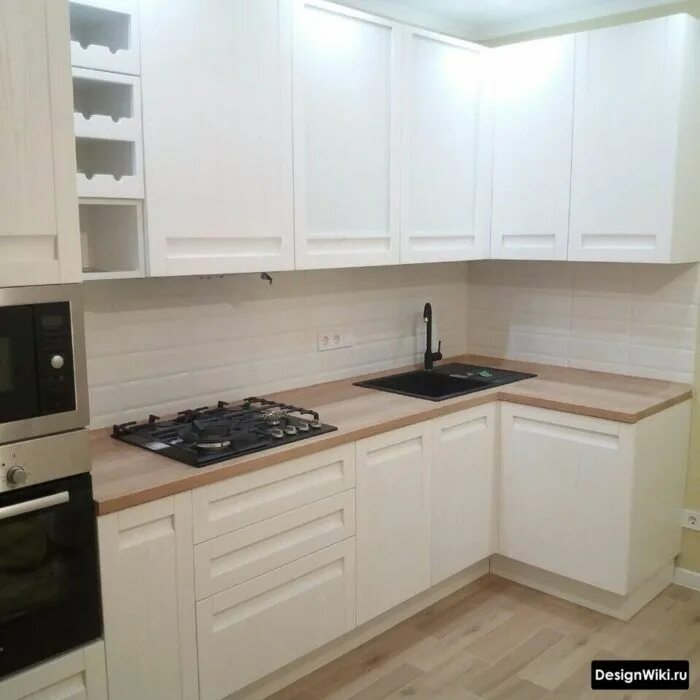 Кухня со светлой техникой фото Дизайн Угловой Кухни 2021: 137 фото, размеры, идеи мойки в углу Kleine küche, Ei
