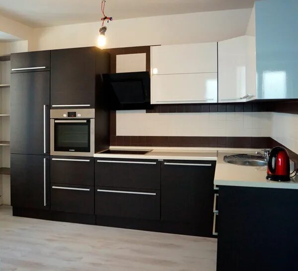 Кухня со встраиваемой техникой фото угловая Купить встроенную кухню на заказ недорого в Москве - встраиваемые кухни от произ