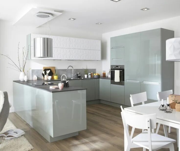 Кухня софия грин в интерьере фото La cuisine Leroy Merlin Blue kitchen interior, Kitchen layout, Kitchen decor