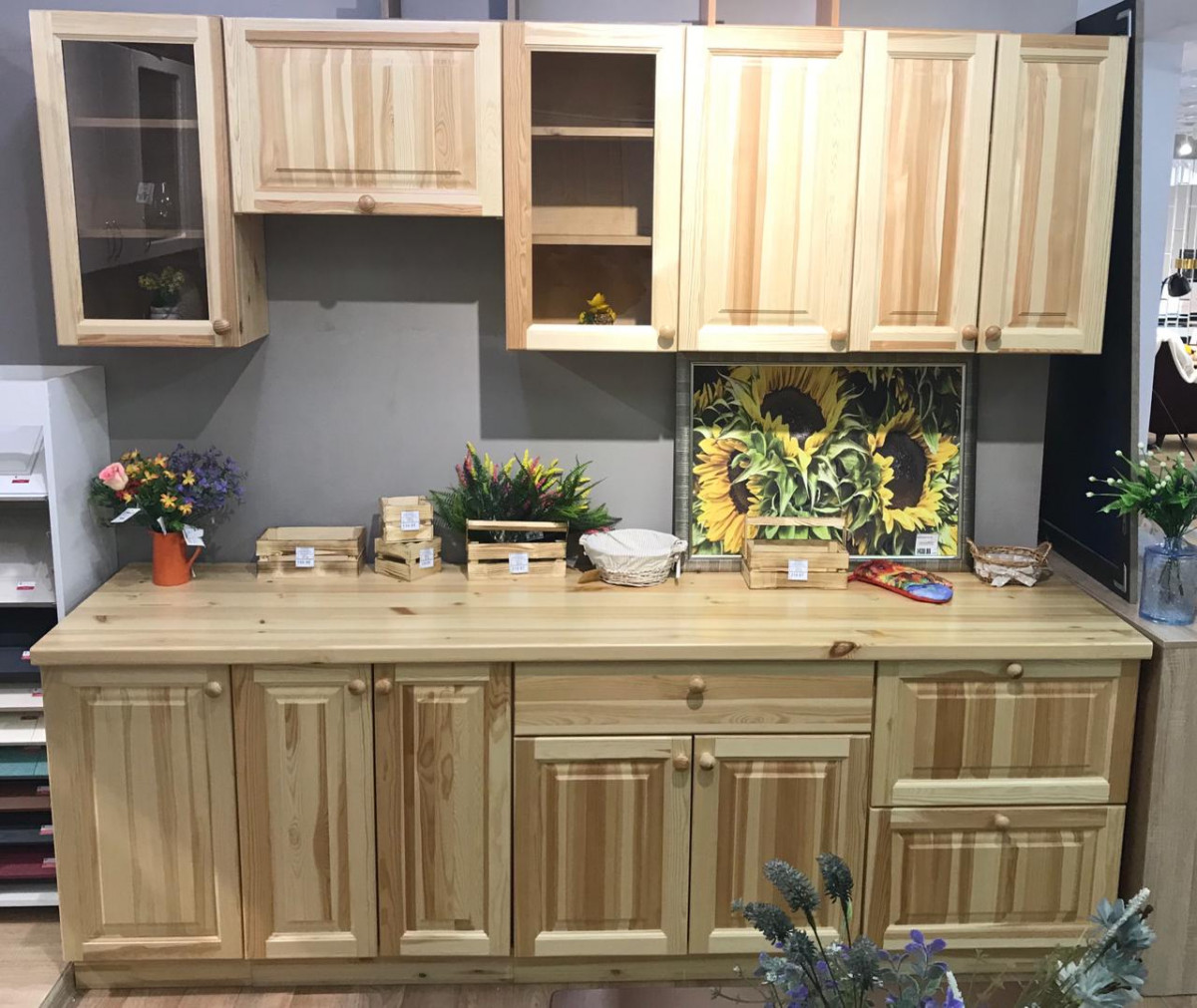 Кухня сосна фото Кухня Сосна ЭКО, массив сосня, бесцветный лак, длина 2,4 м на Лесоторговой в Орл