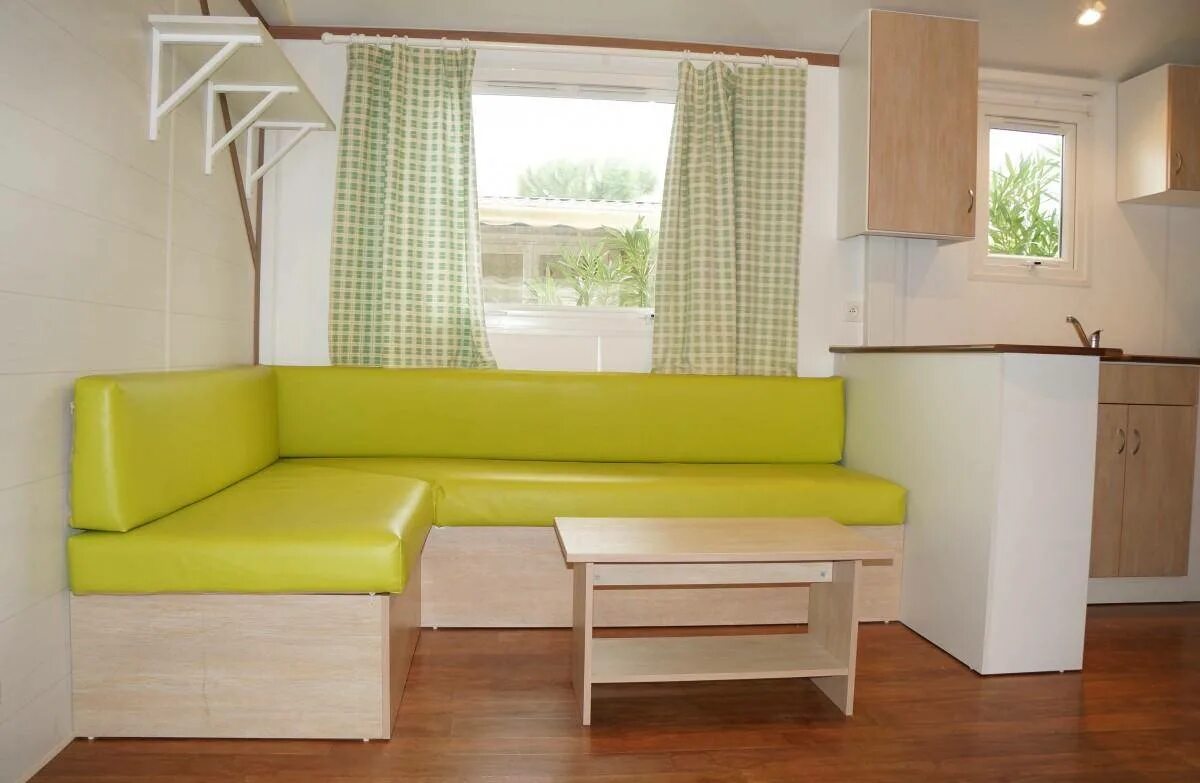 Кухня спальным местом фото Диван в интерьере кухни - от спального места до зоны отдыха (50 фото)