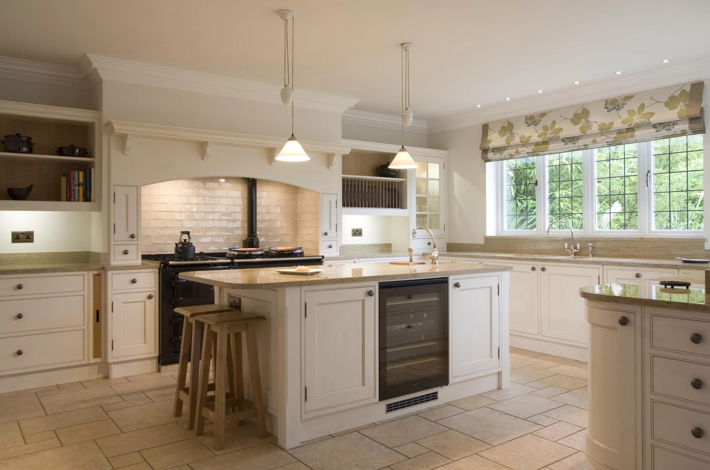 Кухня стиле фото интерьер Distinctive Kitchens by Design Matters " Design Matters Shaker style kitchen cab