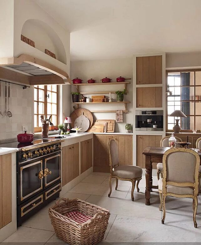 Кухня стиле фото интерьер Interior Design Ideas Country kitchen designs, European kitchen design, European