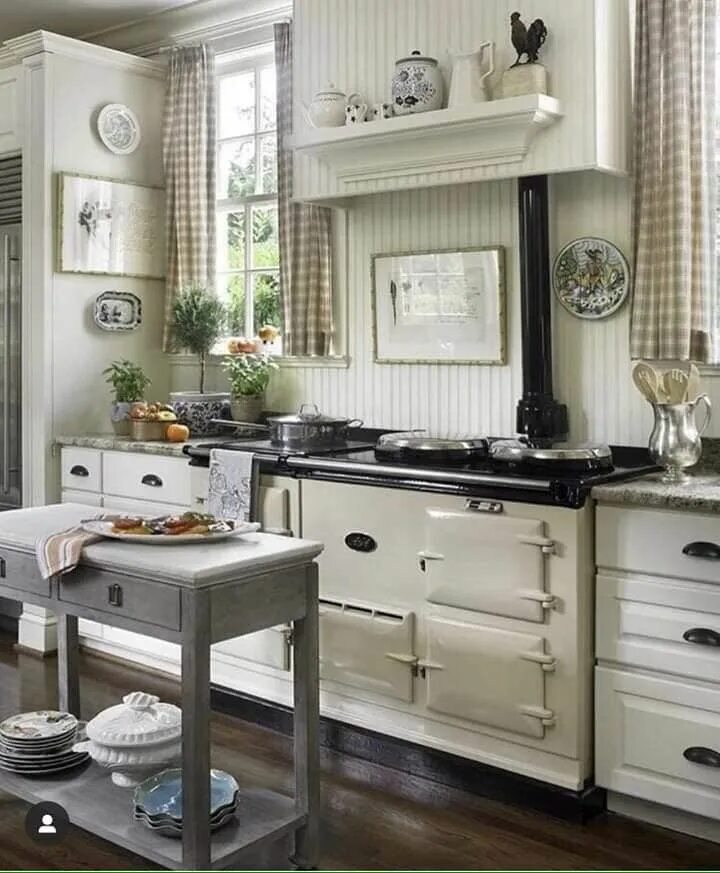 Кухня стиле фото интерьер Pin by Amanda Parry on Beautiful Shabby Chic & Interior Design Home kitchens, Co