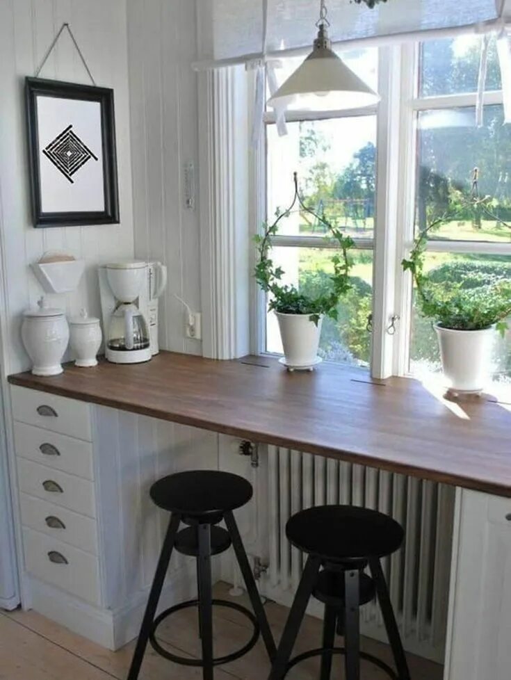 Кухня стол у окна фото дизайн Pin on Idées pour la maison Small kitchen tables, Kitchen layout, Trendy kitchen