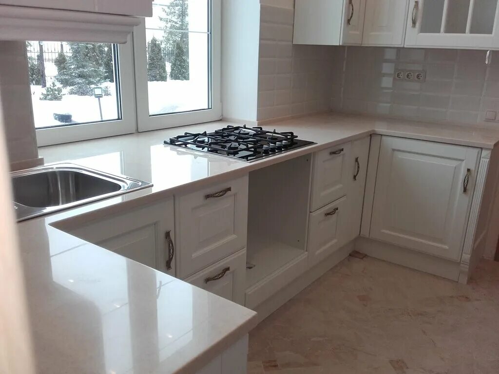 Кухня столешница под окном фото дизайн Салон мебели Кудесник, мебель для кухни, Коммунальная ул., 32, Тольятти - Яндекс