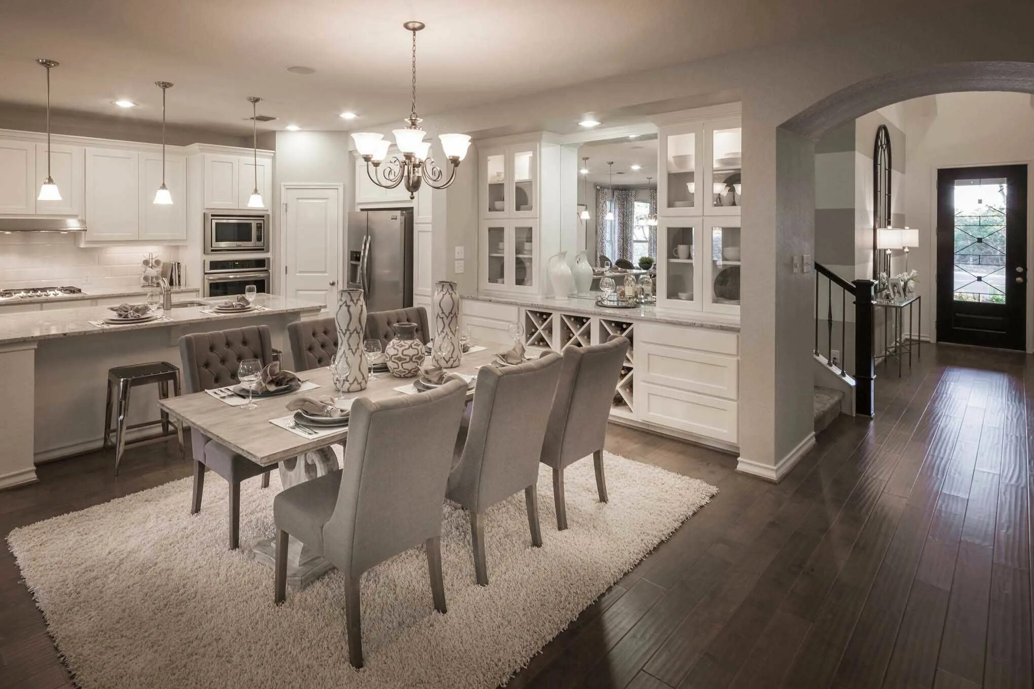 Кухня столовая фото интерьера New Homes in The Ranches at Creekside - Home Builder in Boerne TX Living room di