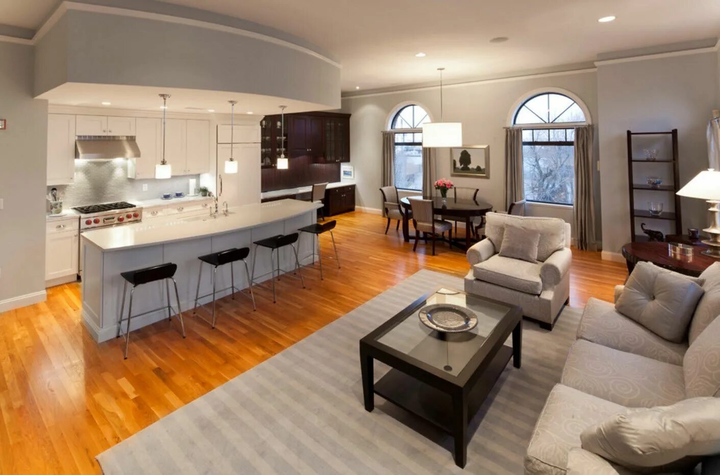 Кухня столовая гостиная планировка в частном доме Кухня гостиная 2018 года: 100 лучших идей дизайна на фото Great rooms, Room desi