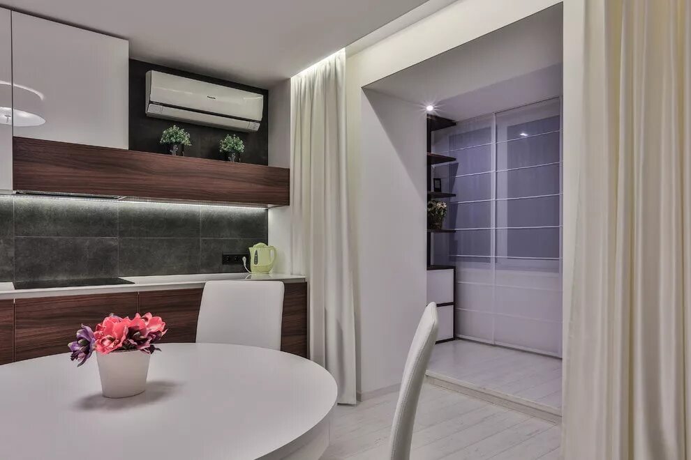 Кухня студия с балконом фото Дизайн кухни с балконом: 55 фото, реальные примеры совмещения