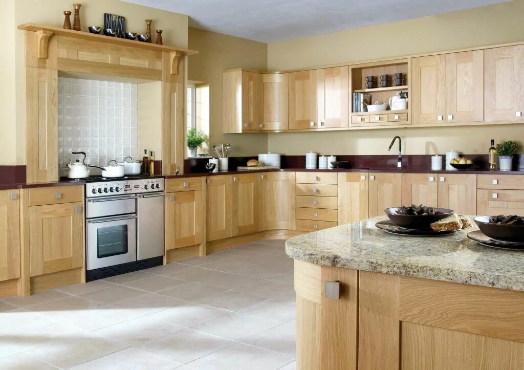 Кухня светлый дуб в интерьере Lansdowne in Natural Oak Kitchen cabinet styles, Yellow kitchen cabinets, Kitche