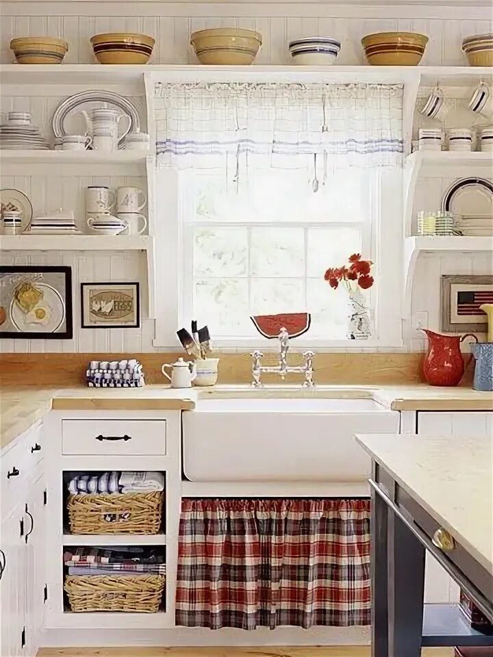 Кухня своими руками идеи дизайна фото A Way to Think About Red White and Blue Farm style kitchen, Kitchen cabinet desi