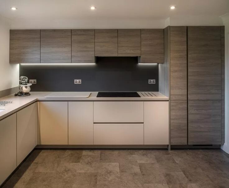 Кухня цвета кашемир в интерьере фото матовый Ashley Jay Kitchens handleless Alno light grey and cashmere oak kitchen en 2019 