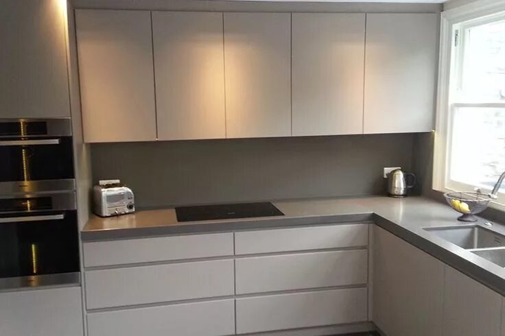 Кухня цвета кашемир в интерьере фото матовый Kitchen Fitters Milton Keynes Kitchen fitters, Kitchen, Kitchen inspirations