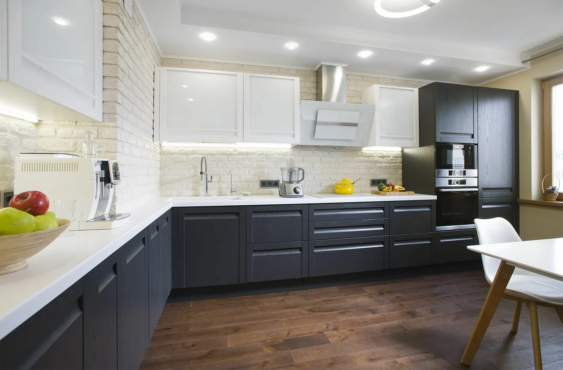 Кухня цвета маренго в интерьере фото Кухня в белом цвете Кухня, Кухня на заказ, Современная кухня