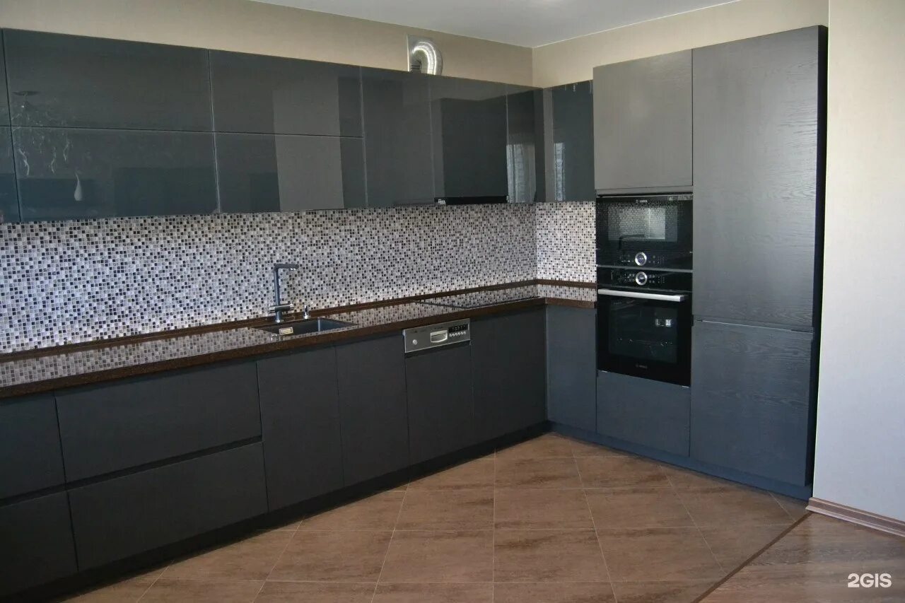 Кухня цвета маренго в интерьере фото Geos Ideal, салон кухонной мебели, проспект Карла Маркса, 12, Петрозаводск - 2ГИ