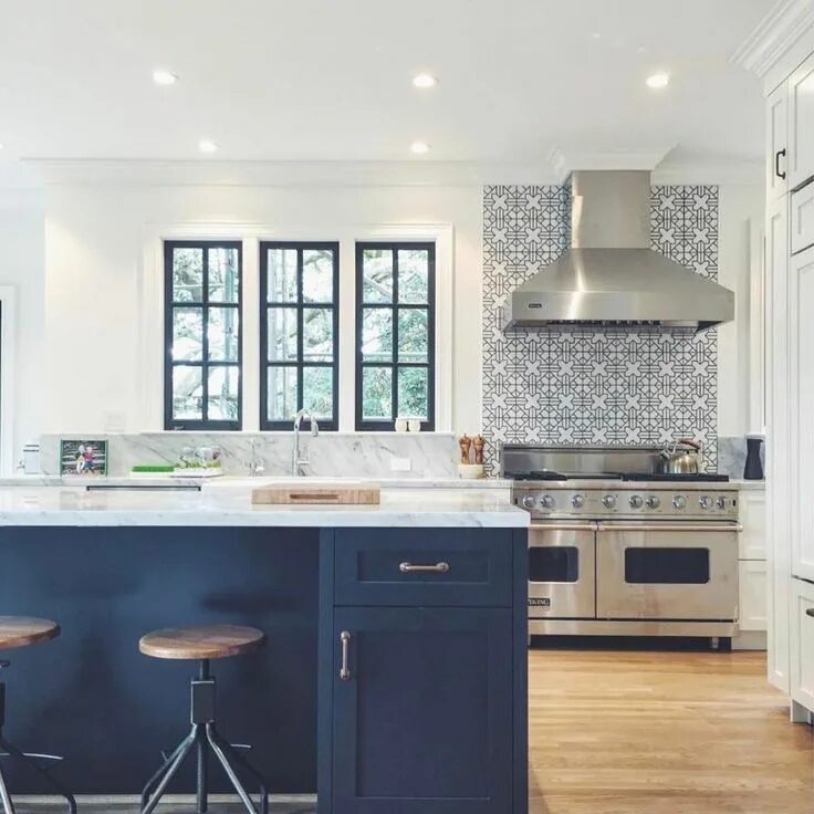 Кухня цвета маренго в интерьере фото Kitchens of Instagram (@kitchens_of_insta) • Instagram photos and videos K