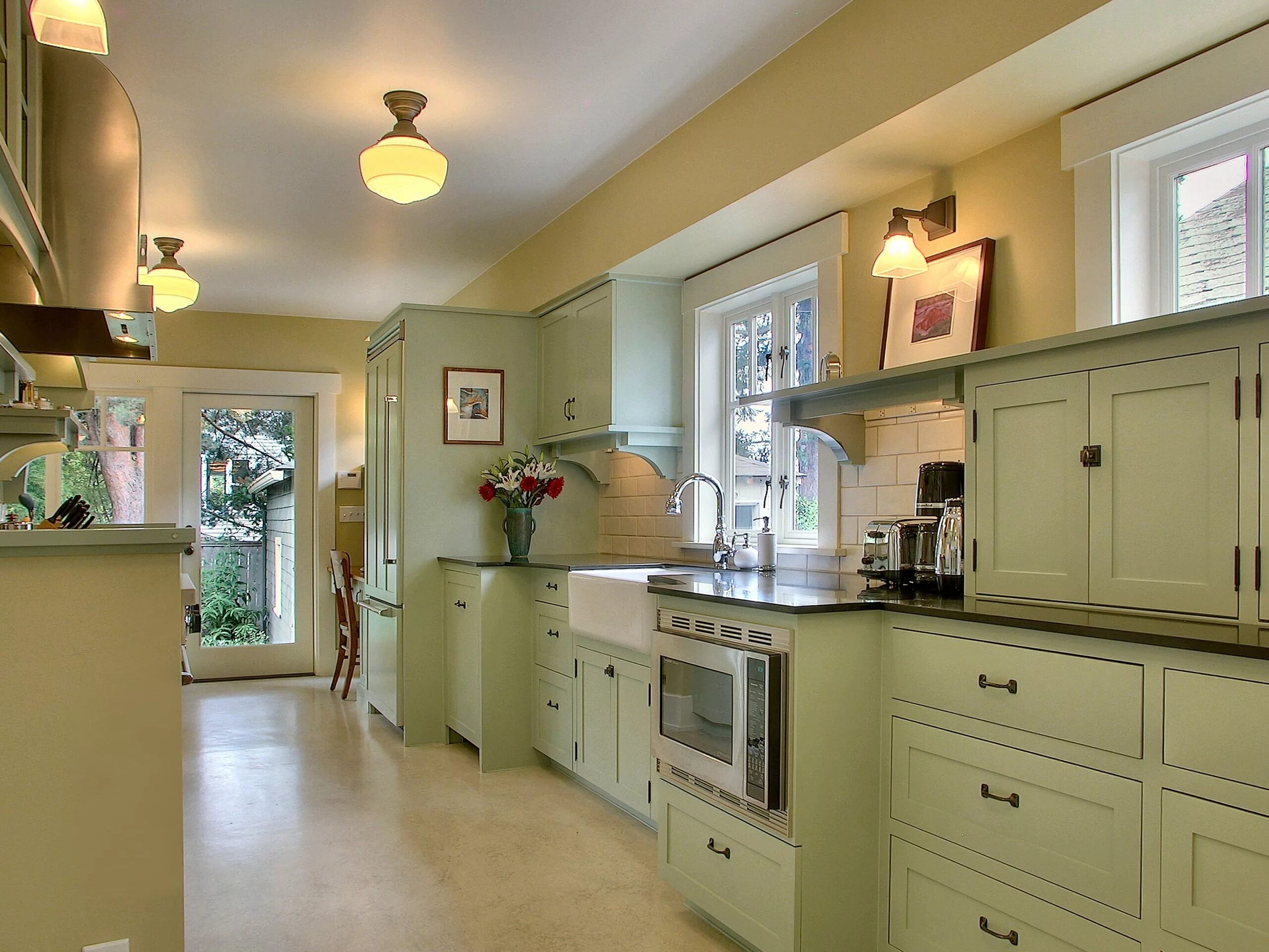 Кухня цвета оливы в интерьере фото Marmoleum or linoleum floor. Via JAS Design Build Craftsman kitchen, Chic kitche