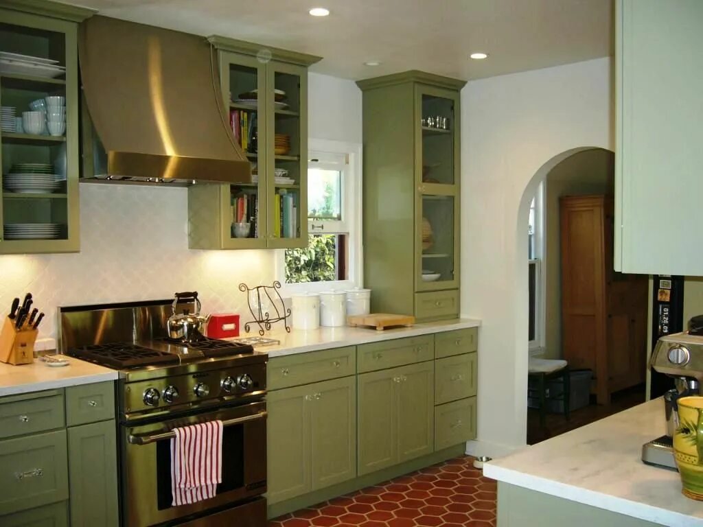 Кухня цвета оливы в интерьере фото Image result for kitchen green tiles Green kitchen cabinets, Green kitchen, Repa