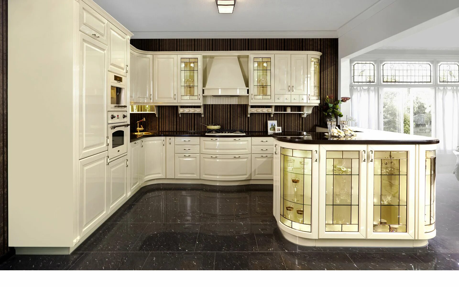 Кухня цвета слоновая кость фото Rustikální kuchyně HALINA a pro ni typická kulatá dvířka, poličky a prosklené vi